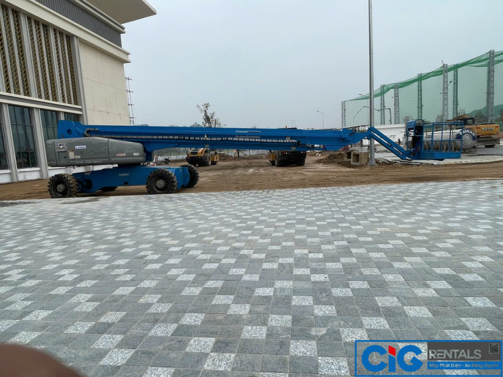 Cho thuê xe nâng boomlift 38m tại Vin Thạch Thất CiG