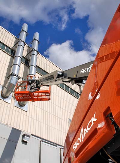 CIG là đại lý chính hãng nhập khẩu xe nâng người Skyjack