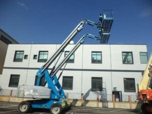 Mua bán xe nâng người cũ uy tín tại Hà Nội