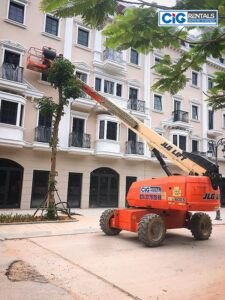 Xe nâng người cắt tỉa cây xanh đô thị – Bán và Cho thuê