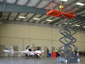 Xe nâng người giá tốt tại Hà Nội