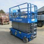Xe nâng dạng cắt kéo Genie GS 4047