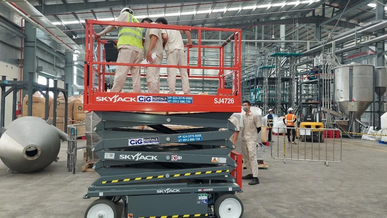 Xe nâng người Skyjack phục vụ nhiều dự án lớn tại CIG Power
