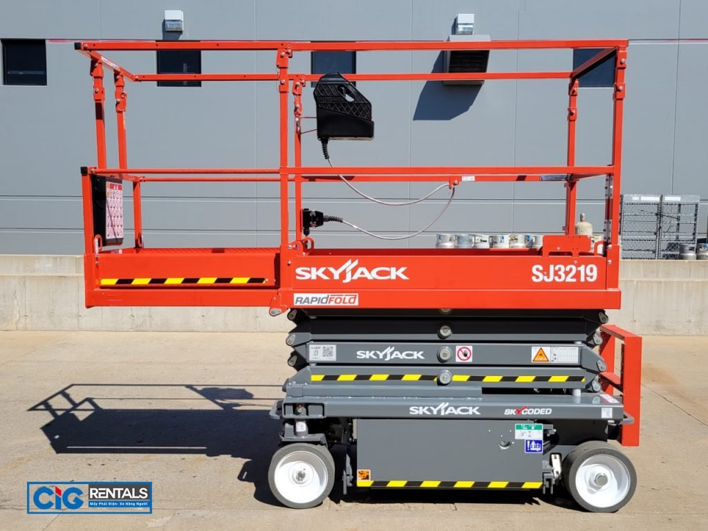 Xe nâng người SkyJack J3129