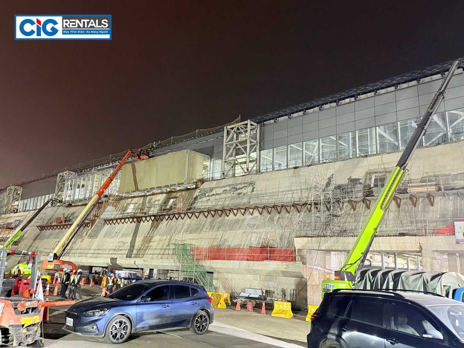 Xe nâng người của CIG Power từ 32-56m tại  dự án nhà ga số 3 của sân bay Đào Viên Đài Loan 