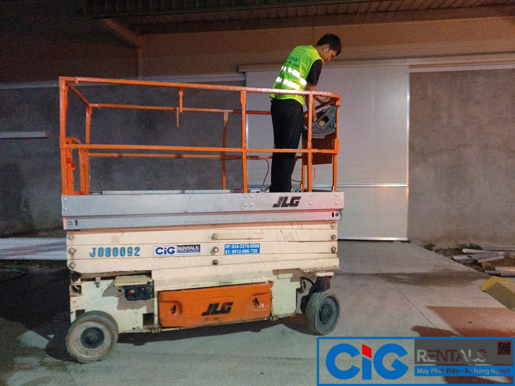 Cắt kéo JLG Ninh Bình