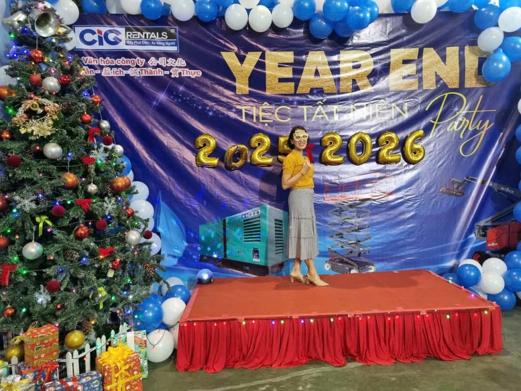 Cô gái đẹp checkin tại YEP 2025, CiG Power